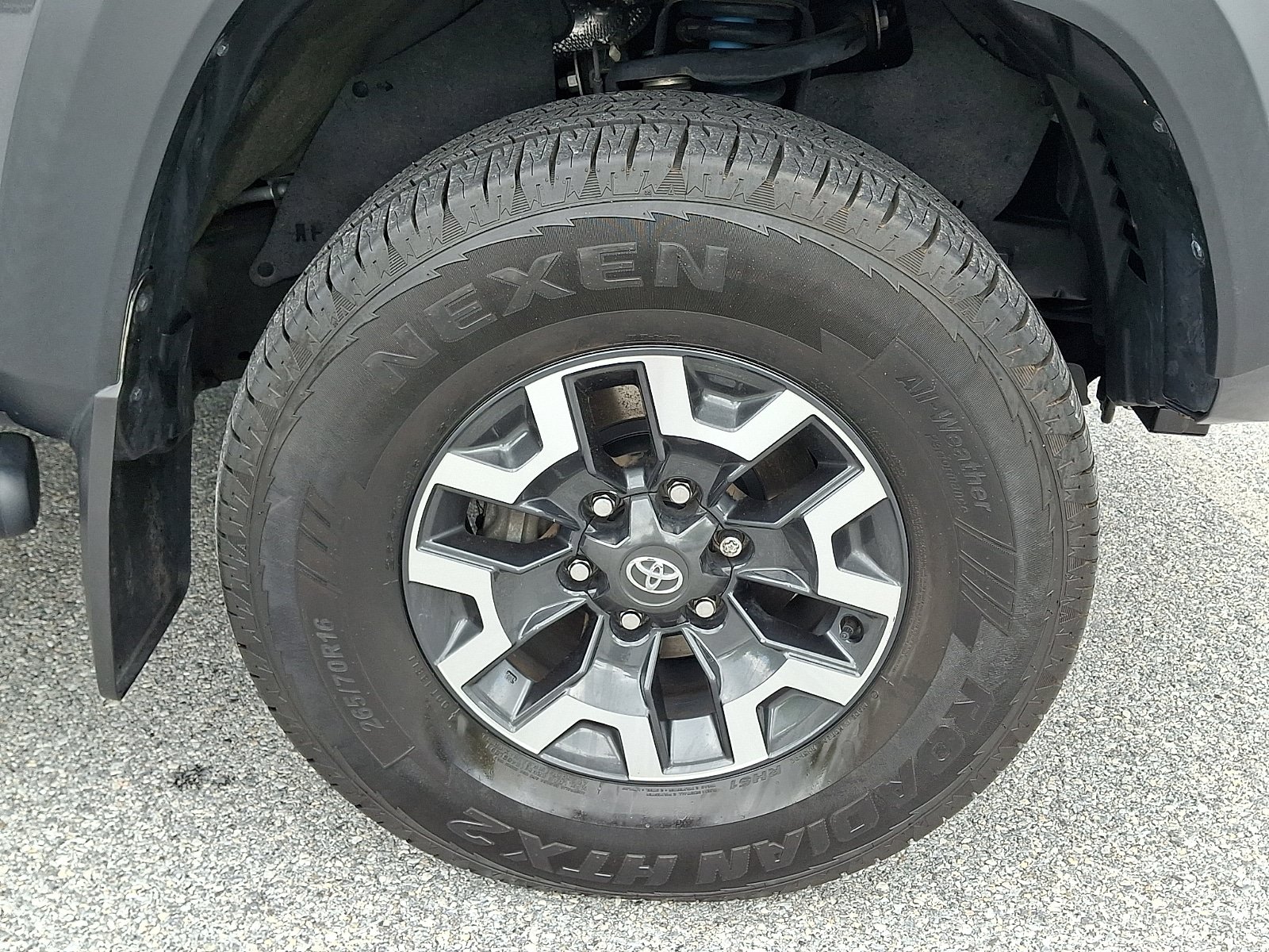 Used 2023 Toyota Tacoma TRD Off-Road w/ TRD Premium Off Road Package AWD/4WD image 8
