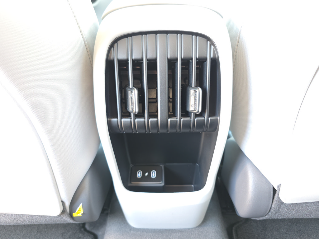 New 2026 Hyundai Kona SEL Sport AWD/4WD image 16
