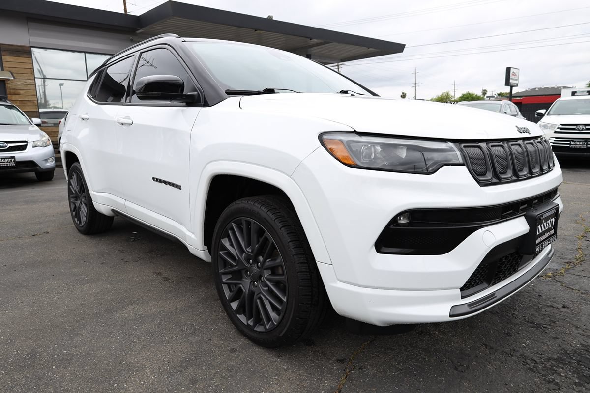 Used 2022 Jeep Compass High Altitude AWD/4WD image 42