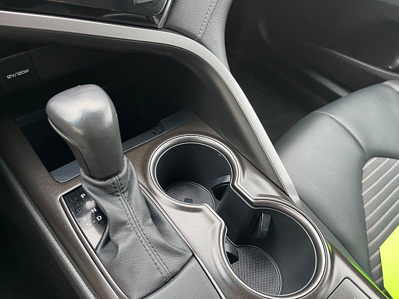 Used 2021 Toyota Camry SE image 24