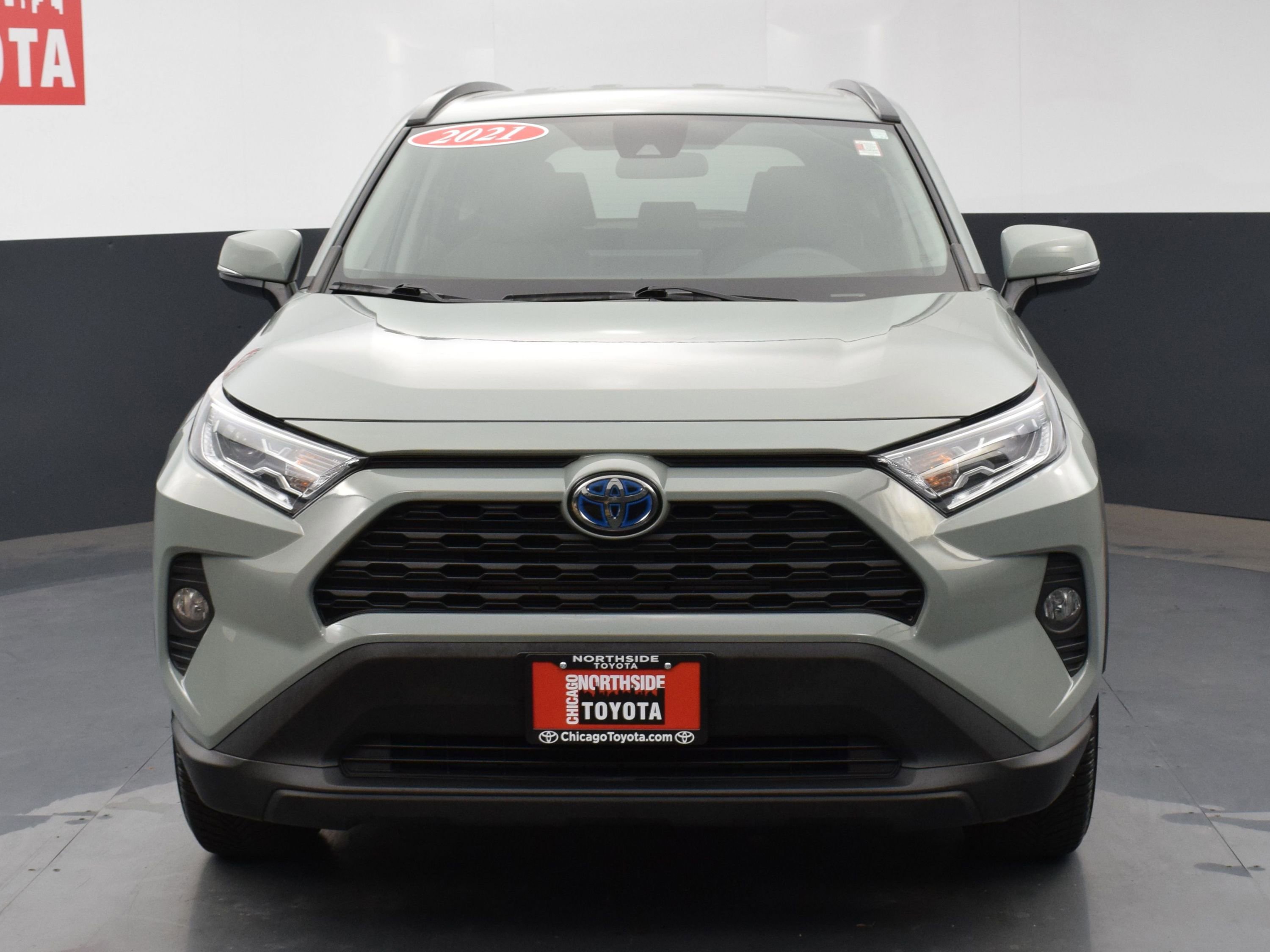 Used 2021 Toyota RAV4 XLE image 7