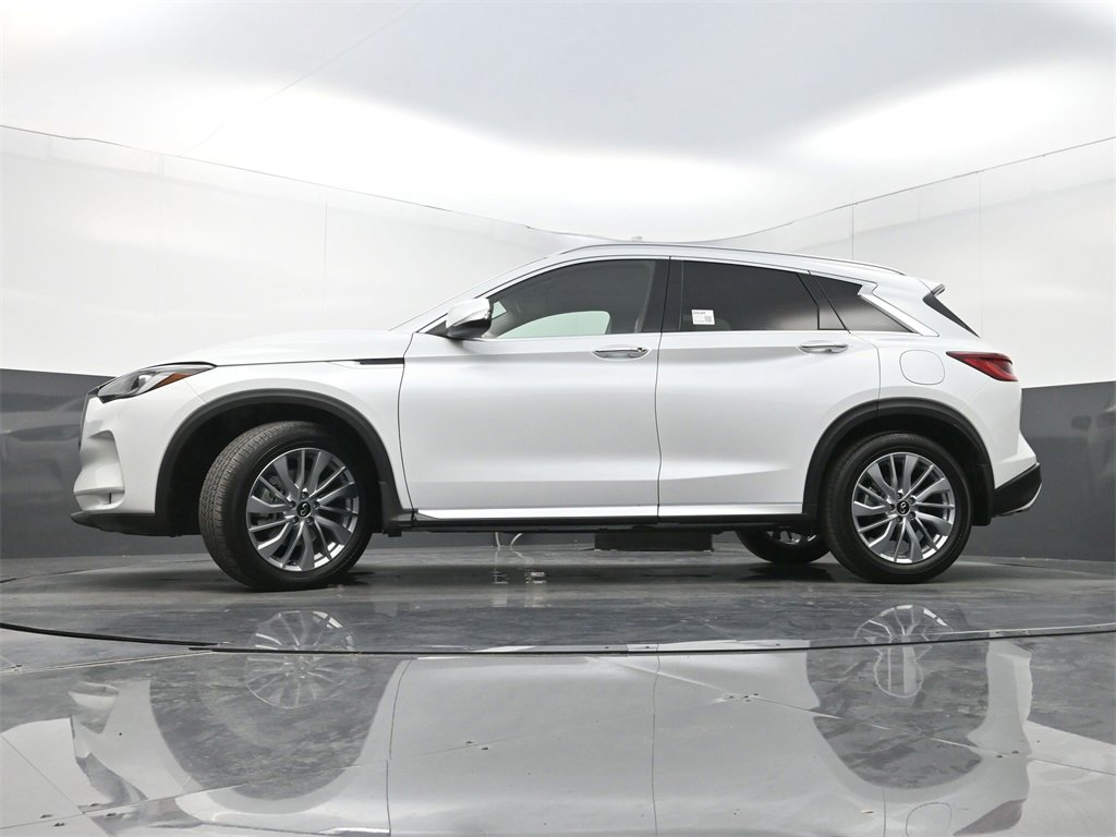 Used 2023 INFINITI QX50 Luxe image 29