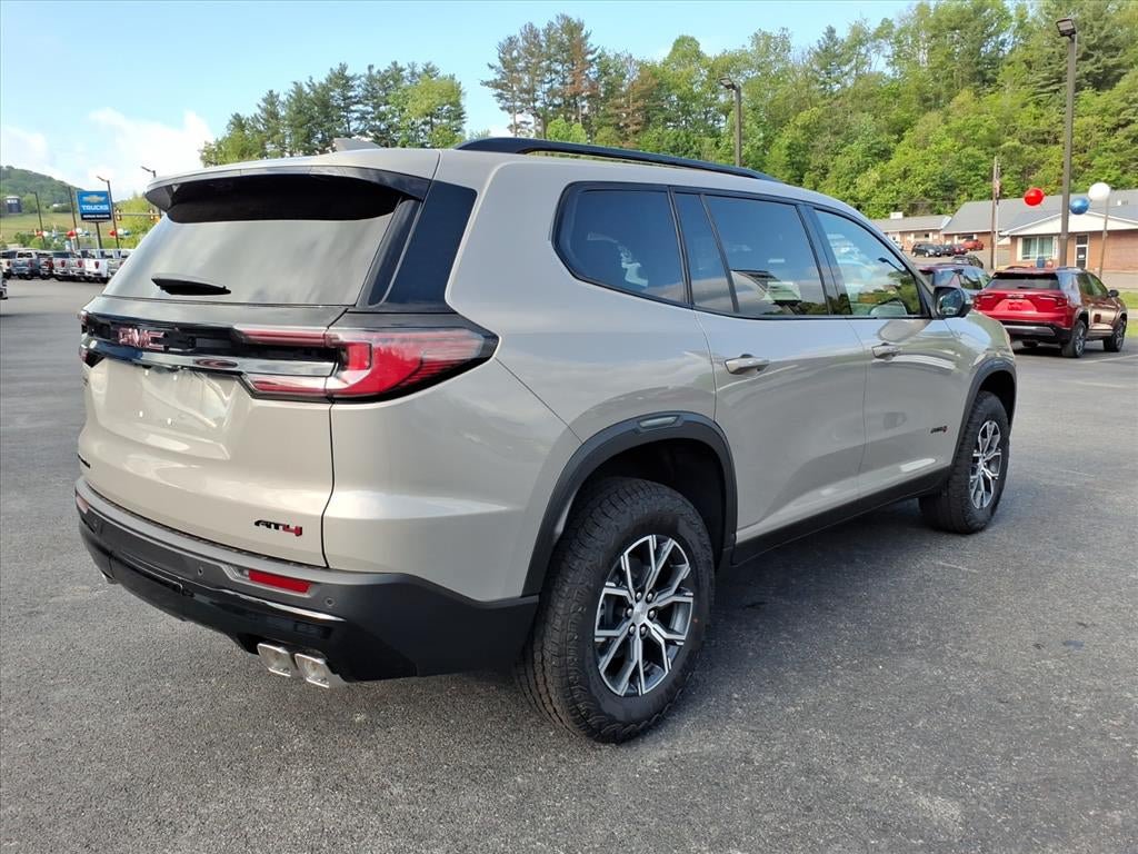 New 2026 GMC Acadia AT4 w/ Luxury Package AWD/4WD image 8