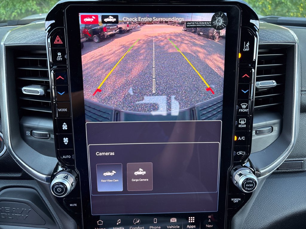 New 2025 RAM 3500 Laramie AWD/4WD image 15
