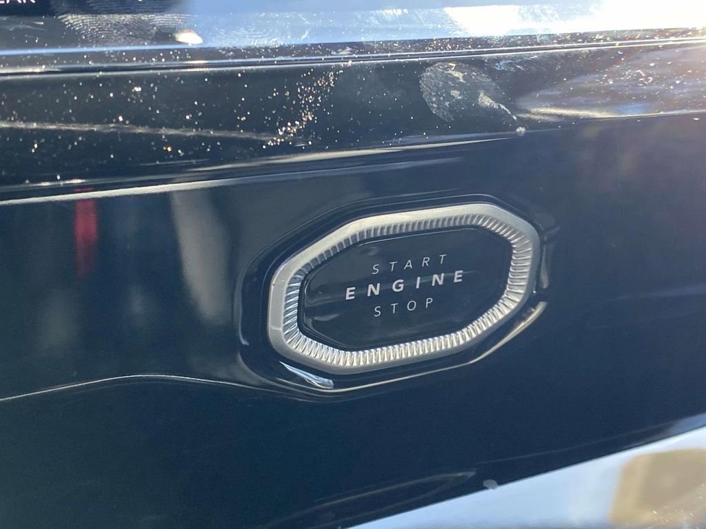 New 2026 Jeep Grand Cherokee Limited w/ Luxury Tech Group II image 46