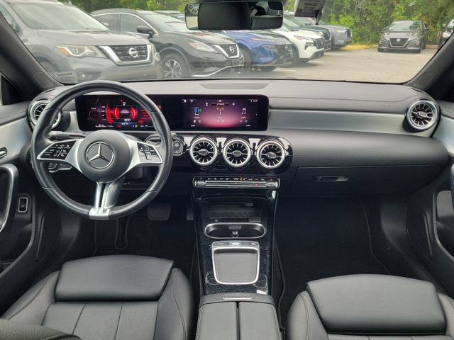 Used 2025 Mercedes-Benz CLA 250 image 13