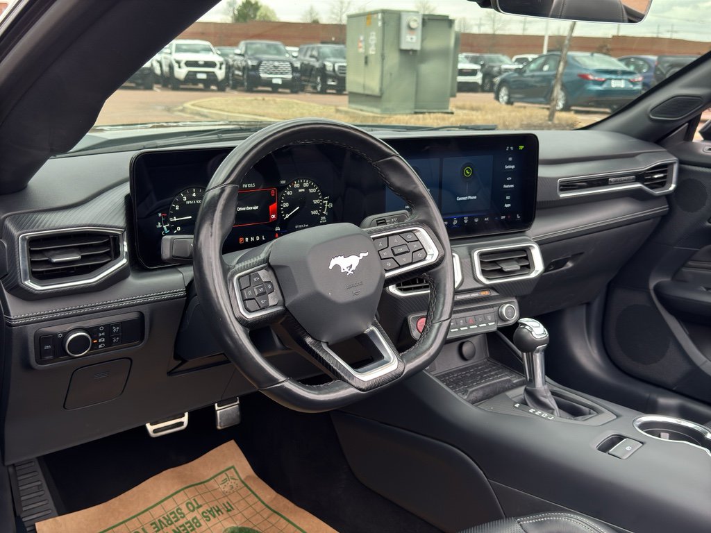 Used 2024 Ford Mustang Premium image 9