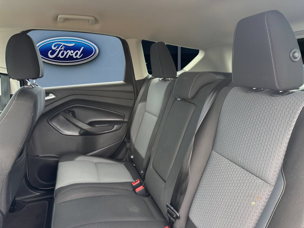 Used 2017 Ford Escape SE FWD image 12