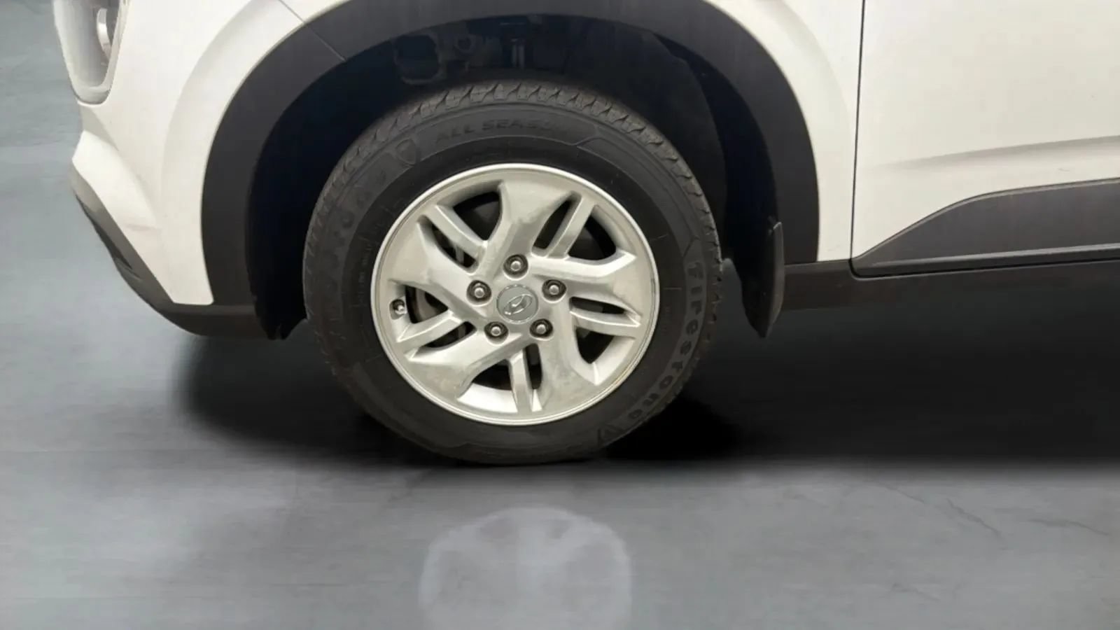 Used 2021 Hyundai Venue SE w/ Cargo Package FWD image 27