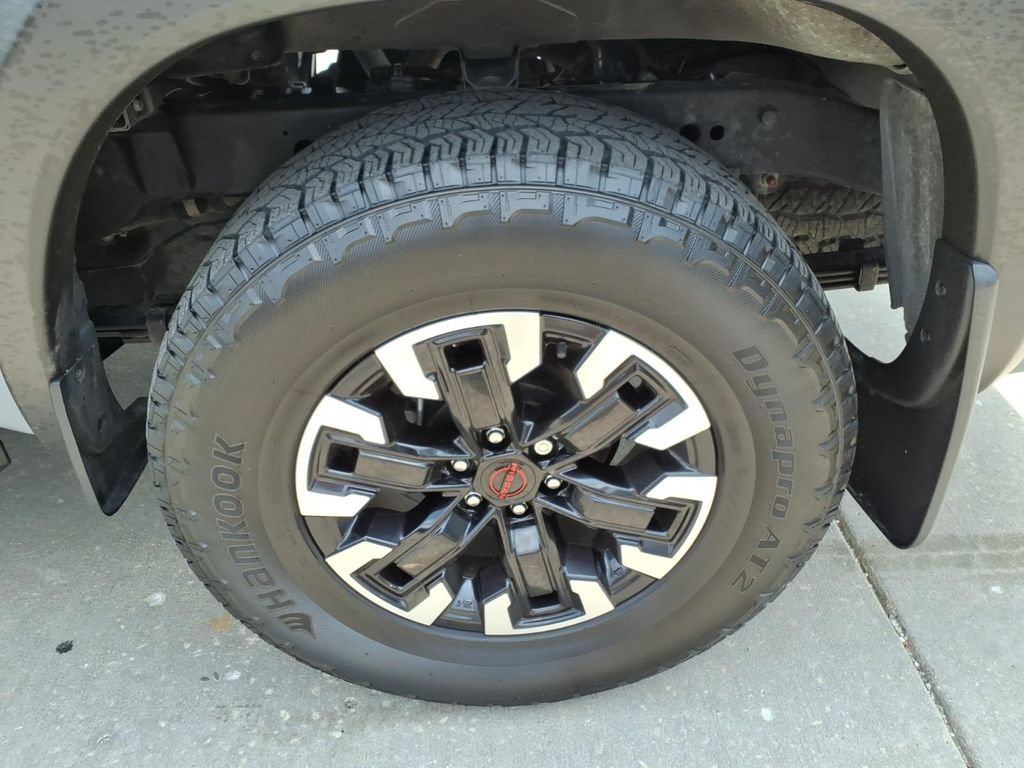 Certified 2024 Nissan Frontier PRO-4X w/ Technology Package AWD/4WD image 12