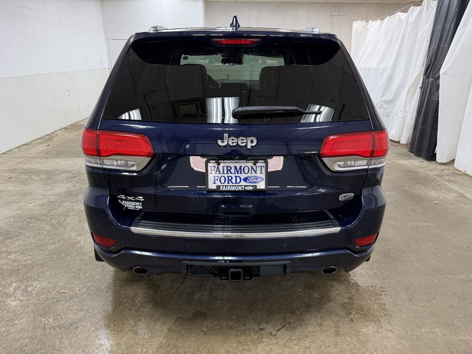 Used 2014 Jeep Grand Cherokee Overland w/ Advanced Technology Group AWD/4WD image 6