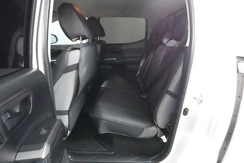 Used 2020 Toyota Tacoma SR5 image 23