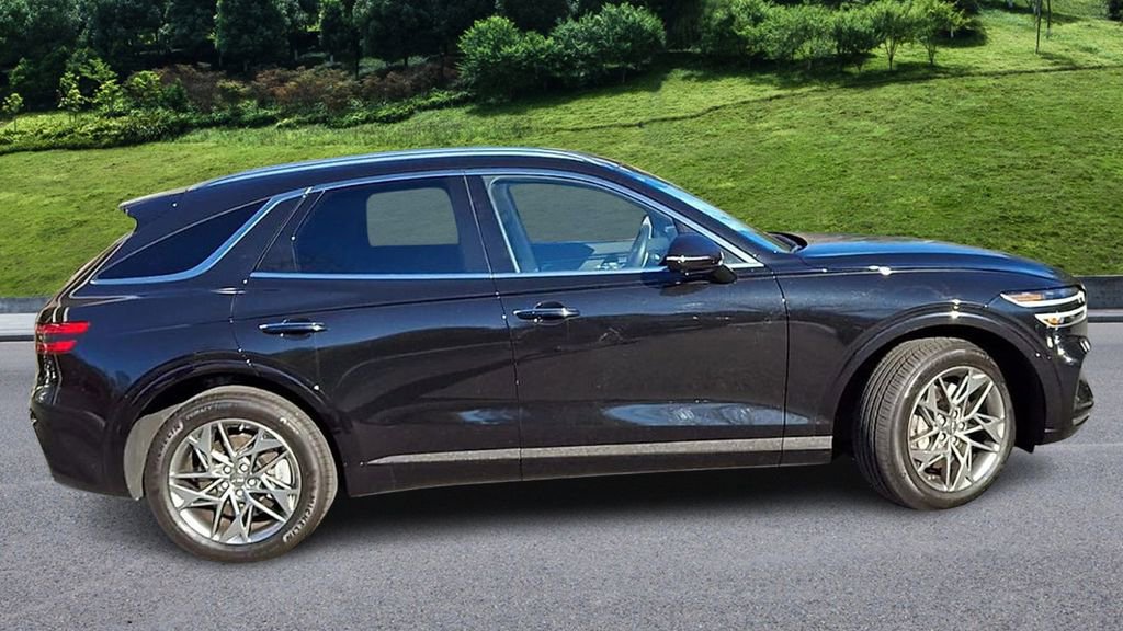 Certified 2025 Genesis GV70 2.5T w/ Advanced Package image 9
