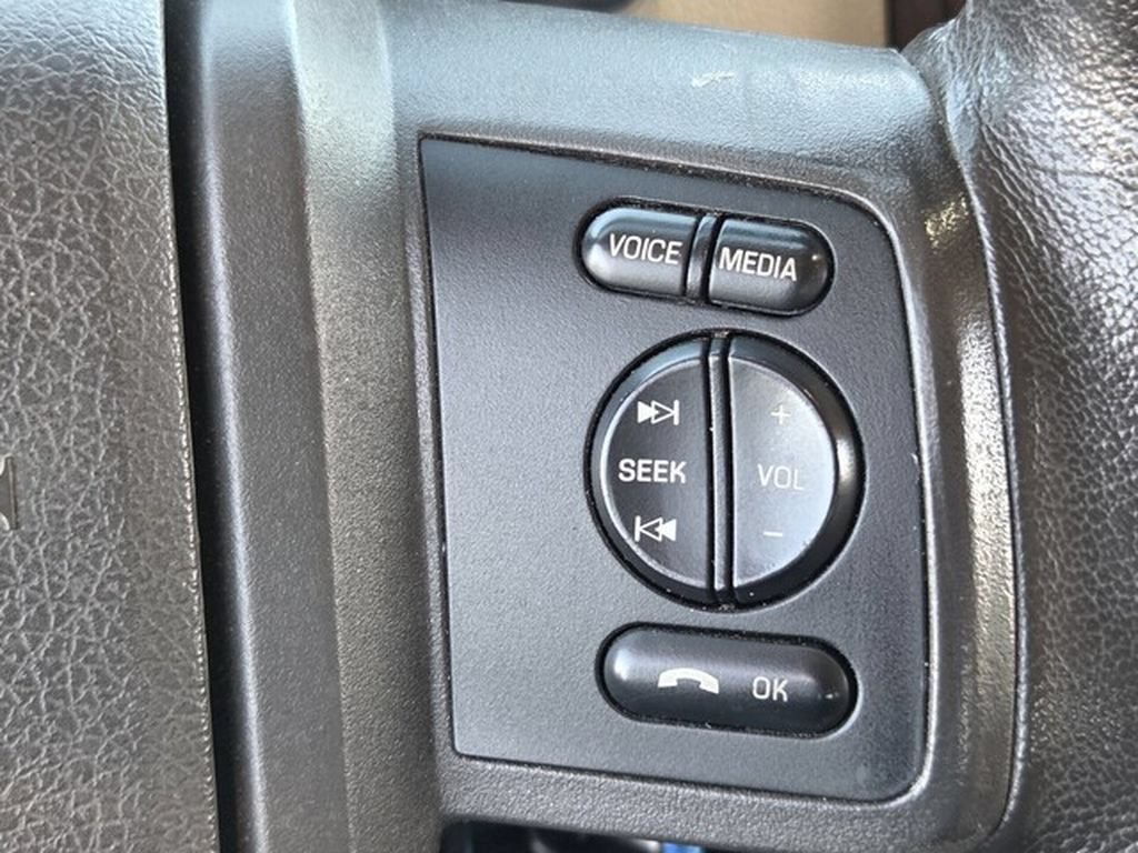 Used 2011 Ford F250 Lariat w/ Lariat Interior Pkg RWD image 26