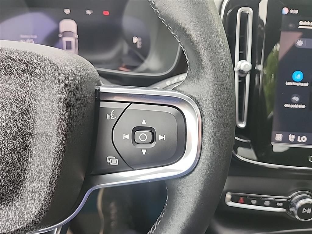 Certified 2023 Volvo XC40 Recharge Ultimate w/ Protection Package Premier AWD/4WD image 14