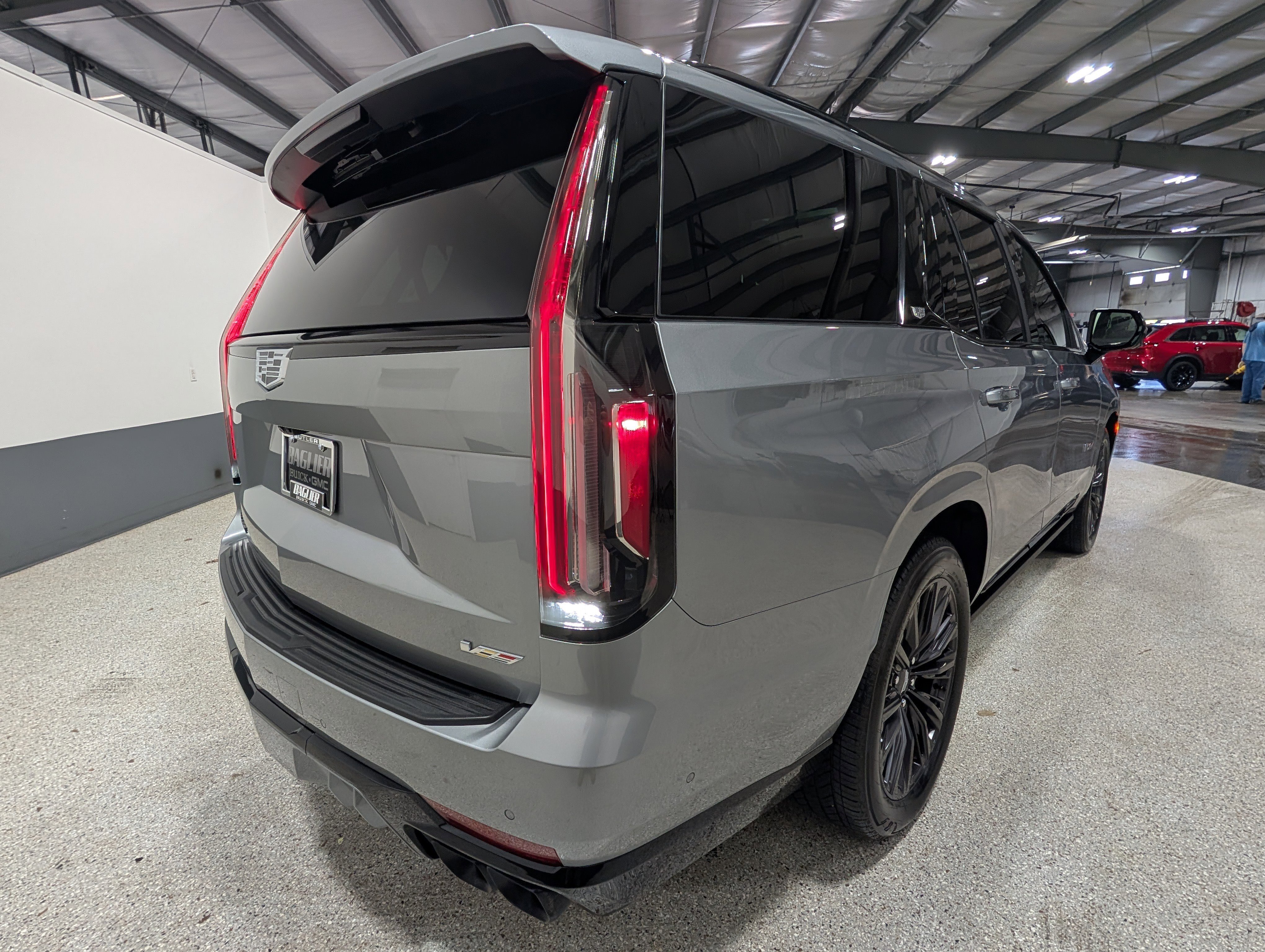 Used 2024 Cadillac Escalade V w/ LPO, ONYX Package AWD/4WD image 3