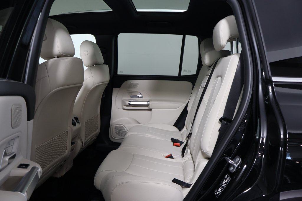 New 2026 Mercedes-Benz GLB 250 image 6