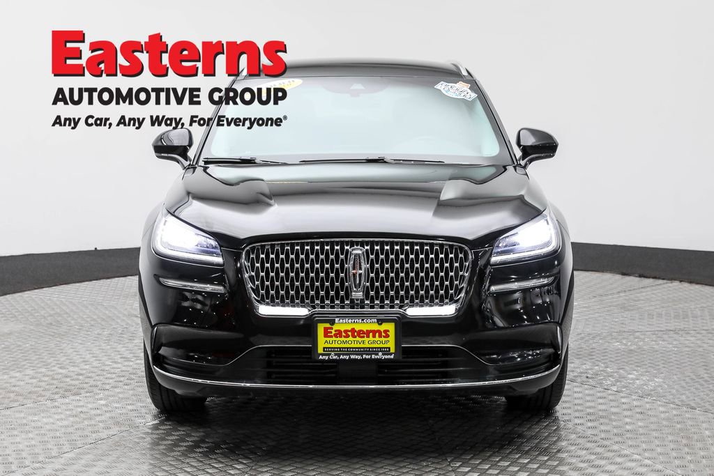 Used 2021 Lincoln Corsair AWD image 2