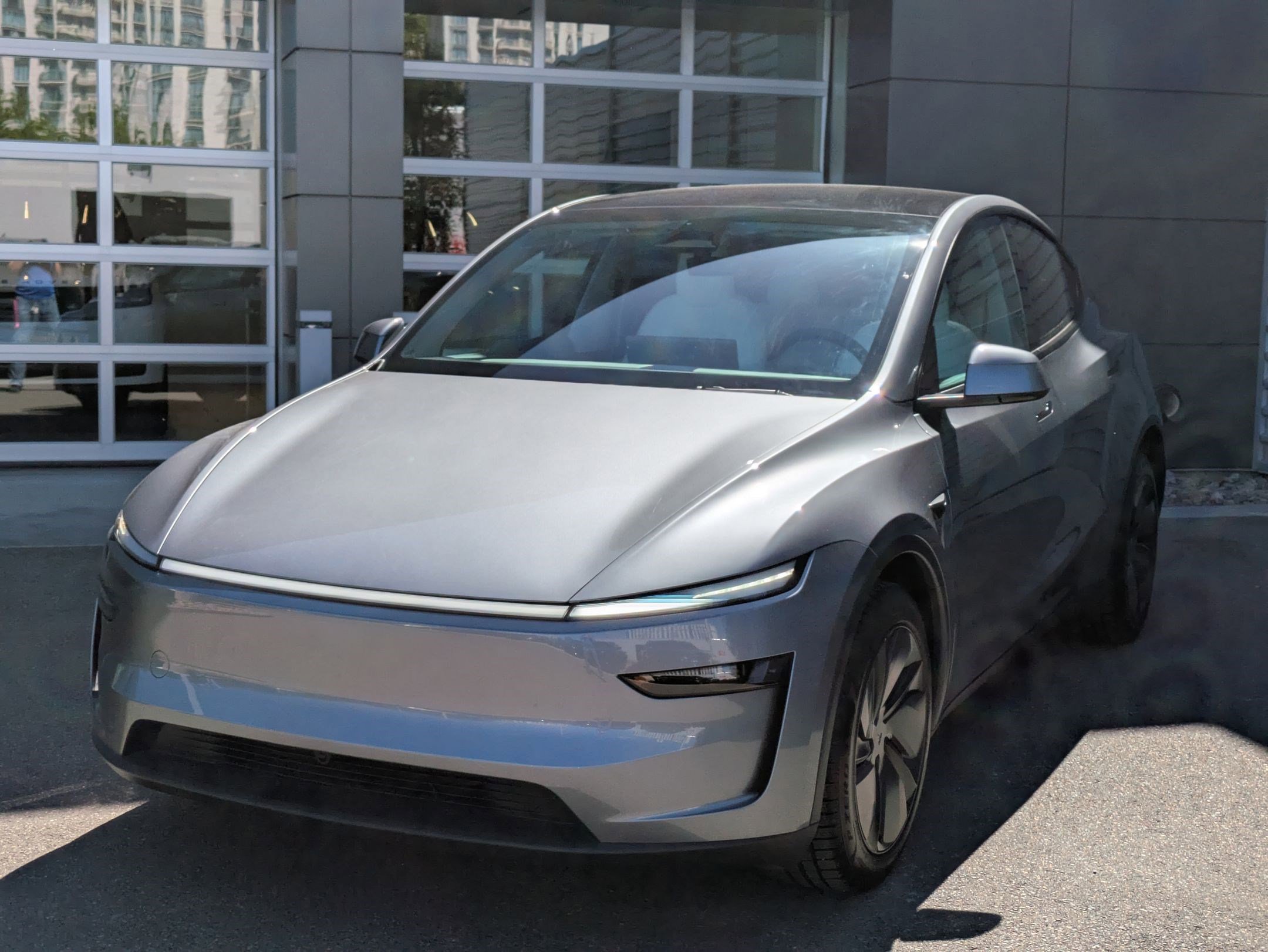 Used 2026 Tesla Model Y AWD image 8