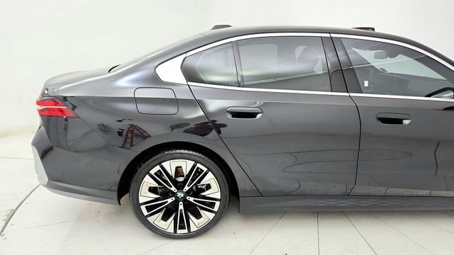 Used 2026 BMW 530i RWD image 15