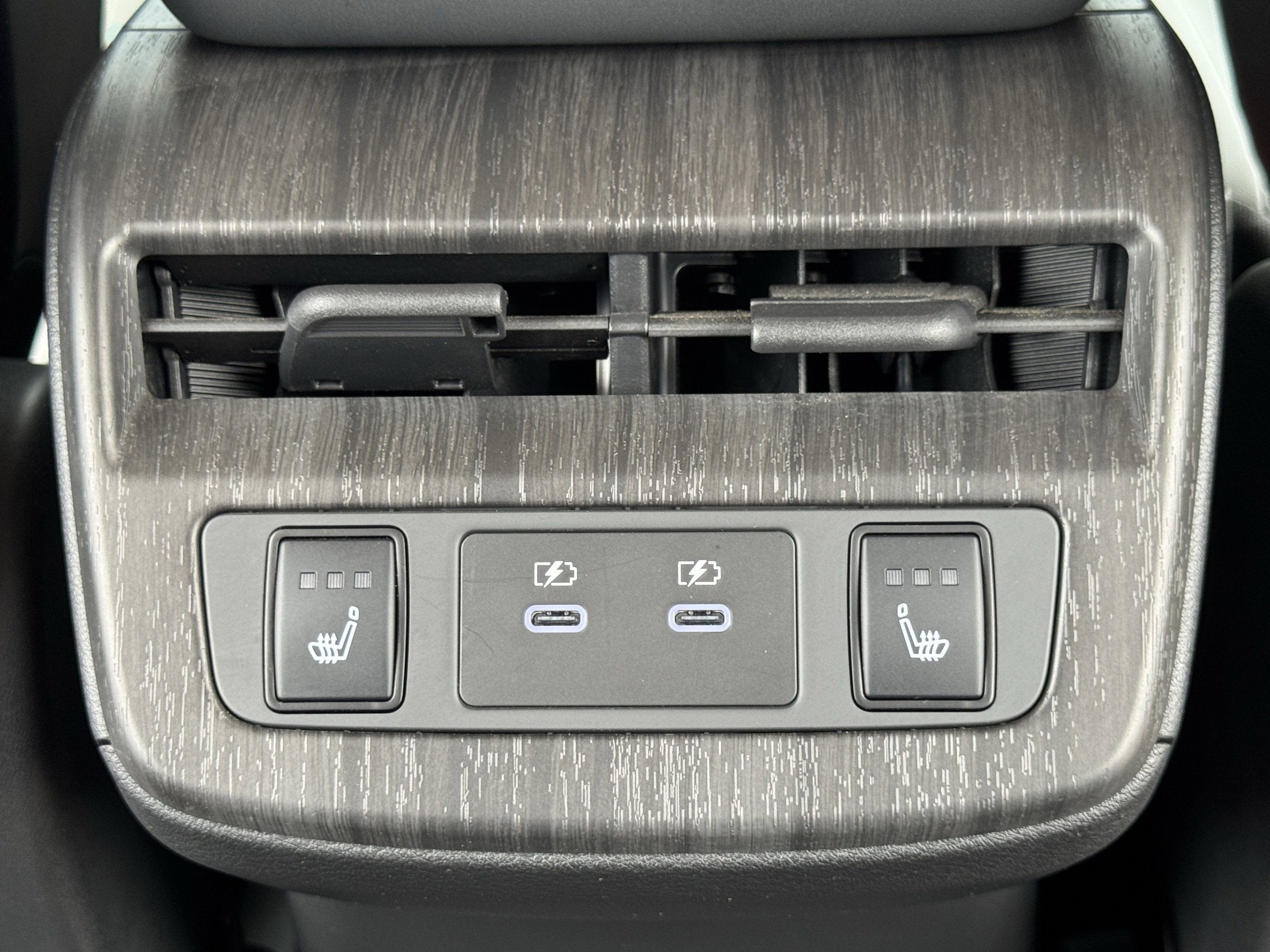 Used 2025 Nissan Ariya FWD image 38