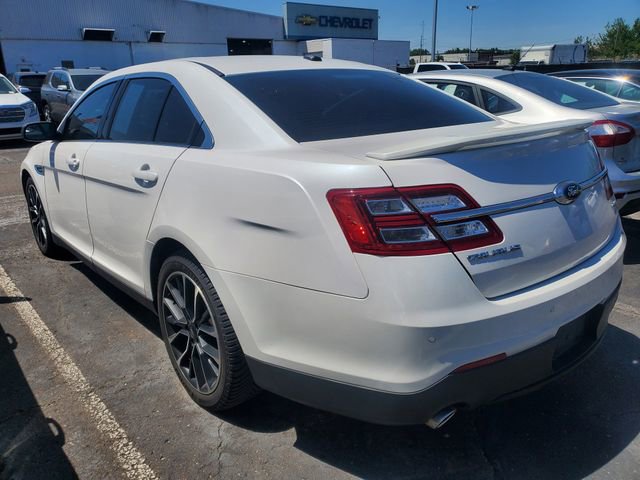Used 2019 Ford Taurus SEL w/ Equipment Group 201A FWD image 4