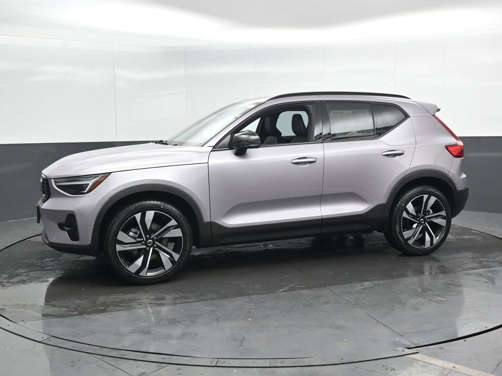 New 2026 Volvo XC40 B5 Ultra w/ Protection Package Premier image 6