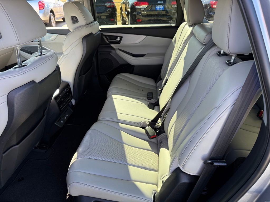 Used 2023 Acura MDX SH-AWD w/ Technology Package image 15