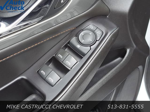 Used 2020 Chevrolet Traverse LT image 23