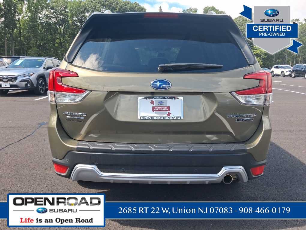 Used 2023 Subaru Forester Touring AWD/4WD image 4