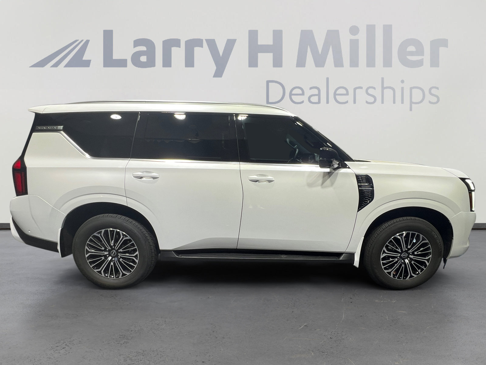 New 2026 Nissan Armada SL AWD/4WD image 6