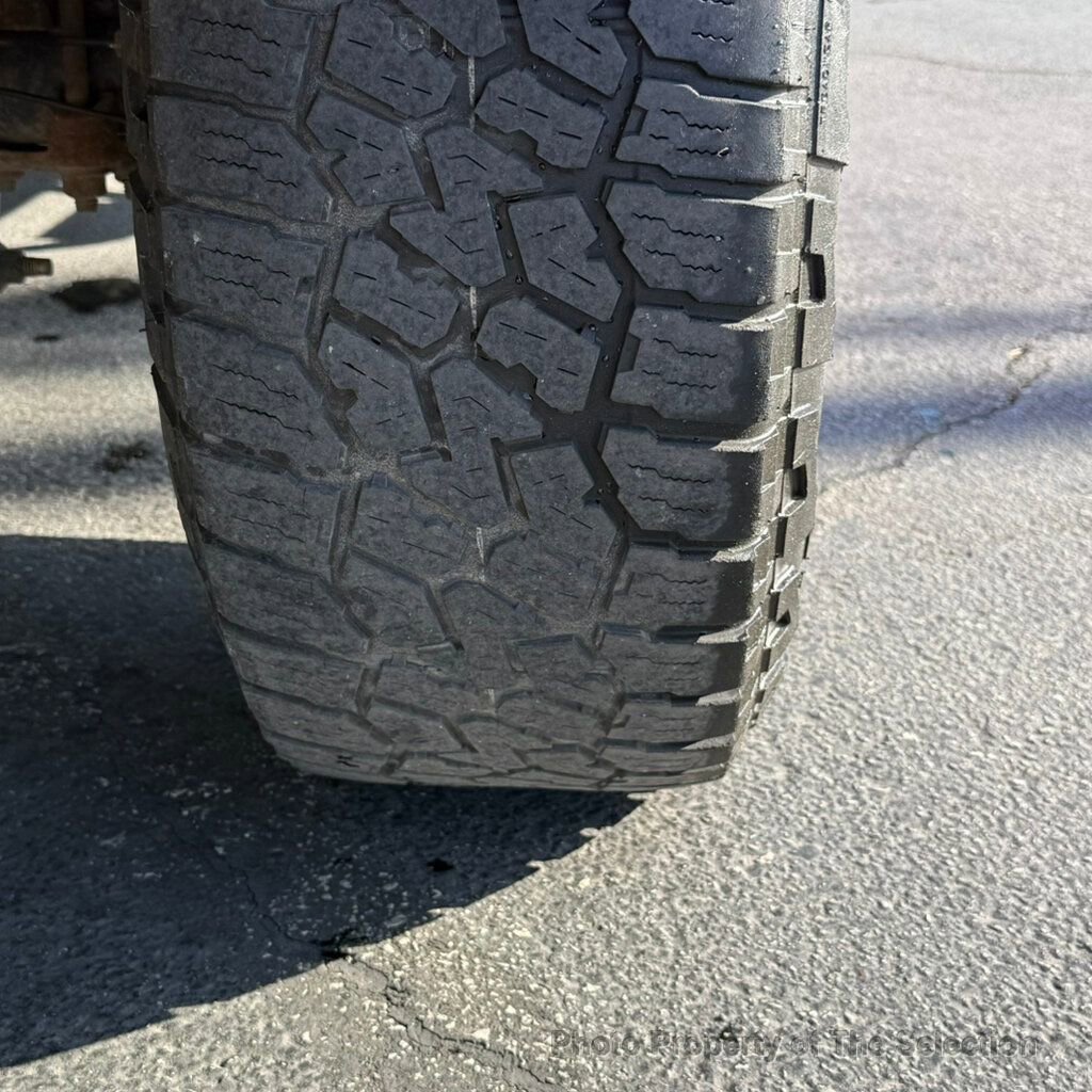 Used 2015 Chevrolet Colorado Z71 image 39