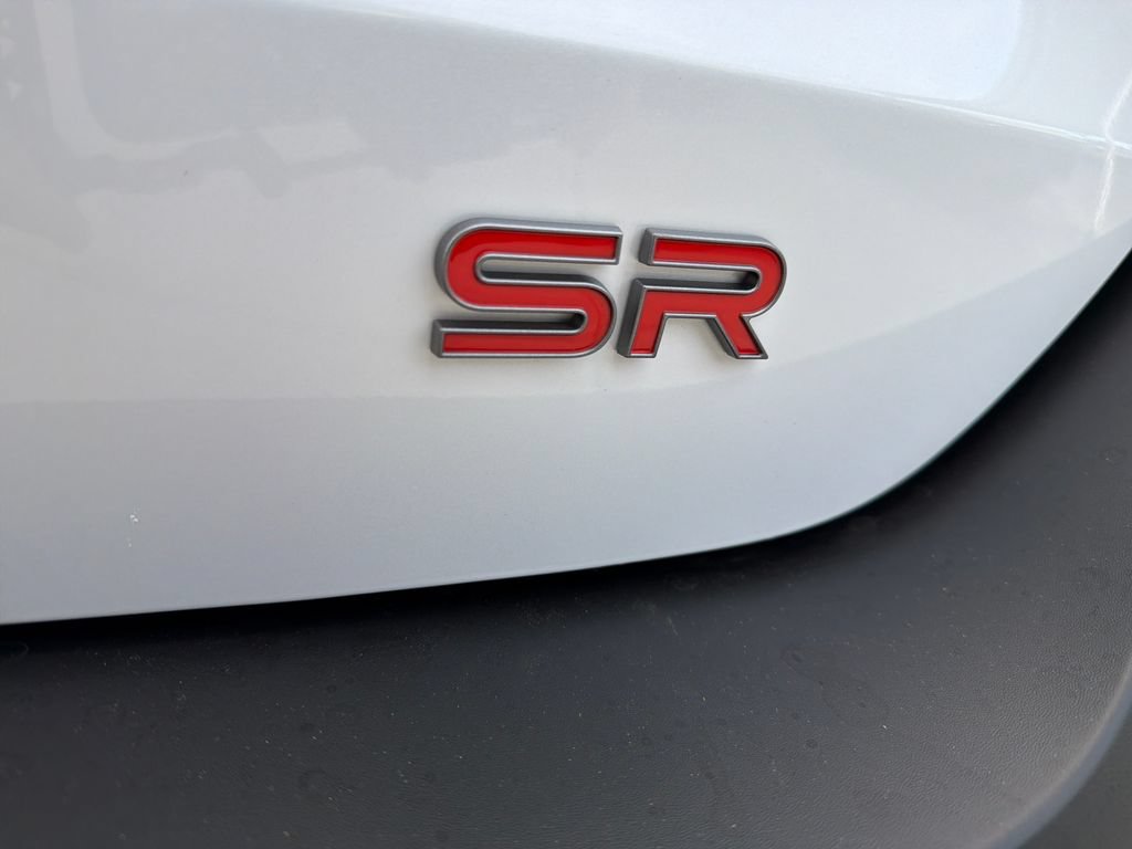 New 2026 Nissan Kicks SR w/ SR Premium Package FWD image 11