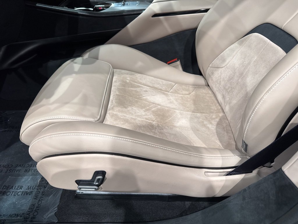 Used 2024 Ferrari Purosangue image 16