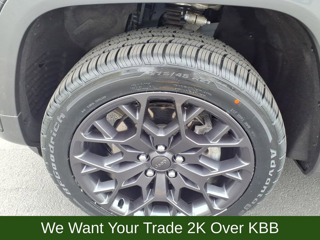 Used 2023 Jeep Grand Cherokee L Summit w/ Advanced Protech Group IV image 22