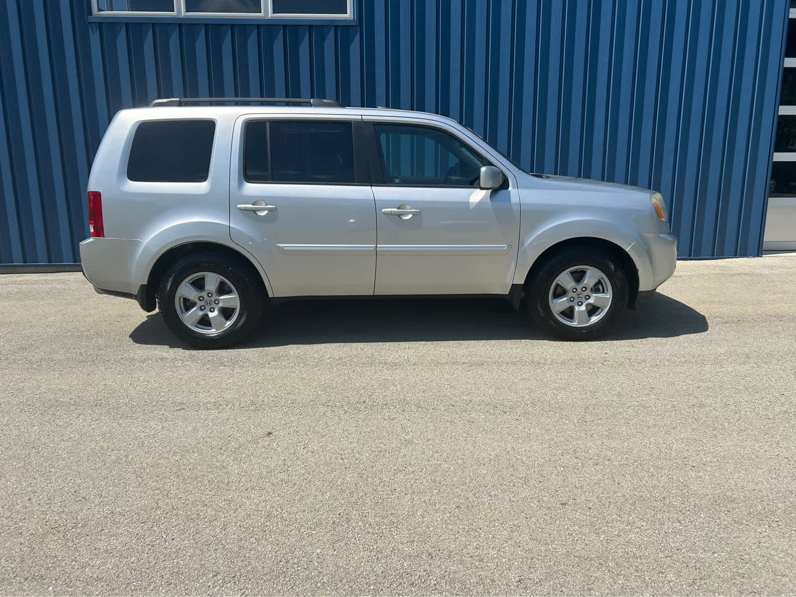 Used 2010 Honda Pilot EX-L image 15