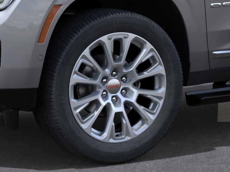 New 2026 GMC Yukon XL Denali w/ Denali Reserve Package RWD image 9