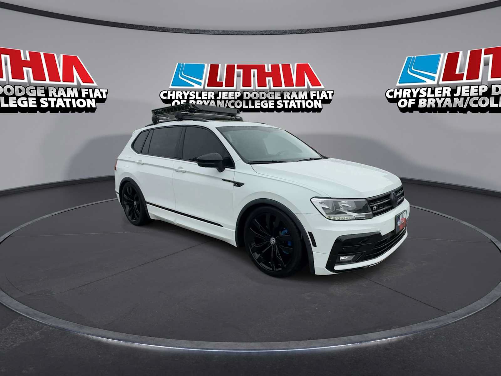 Used 2021 Volkswagen Tiguan SE R-Line w/ 3rd Row Seat Package AWD/4WD video 2