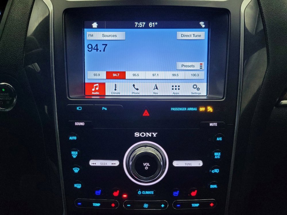 Used 2019 Ford Explorer Limited w/ Ford Safe & Smart Package image 25