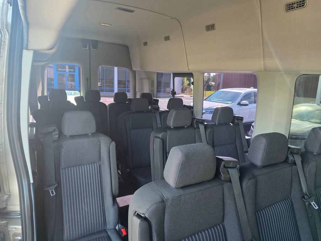 Used 2017 Ford Transit 350 XLT RWD image 12