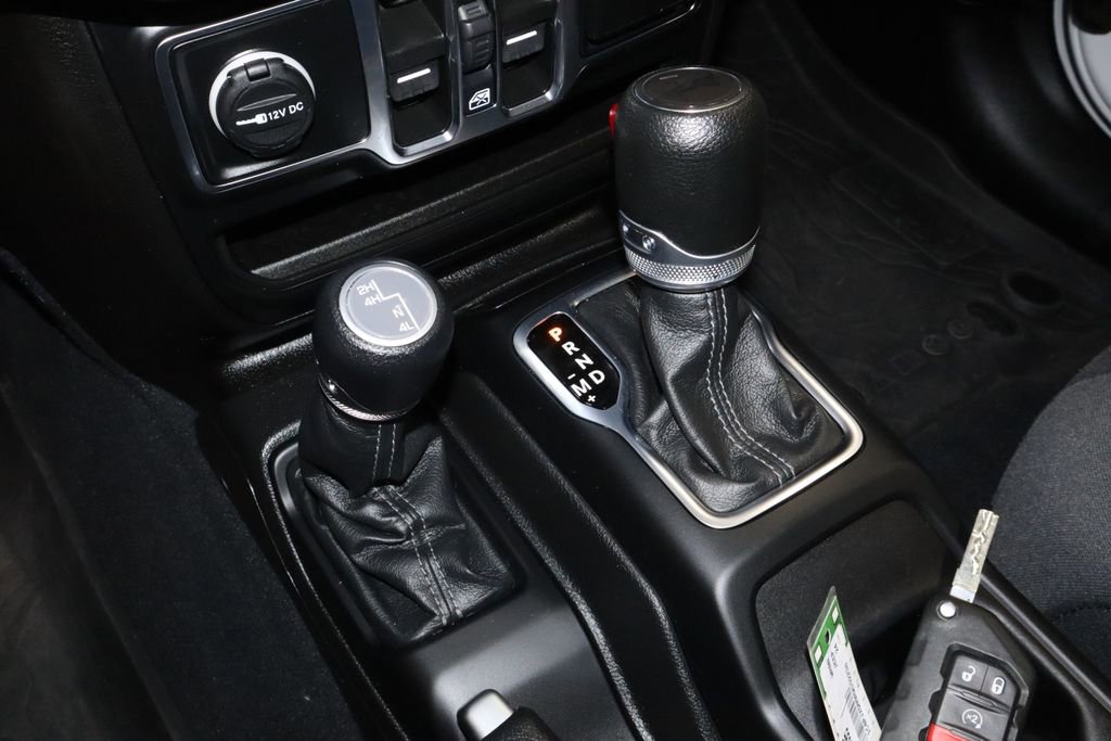 Used 2024 Jeep Wrangler Sport S image 30