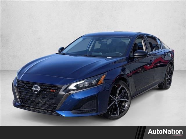 Used 2024 Nissan Altima 2.5 SR image 1