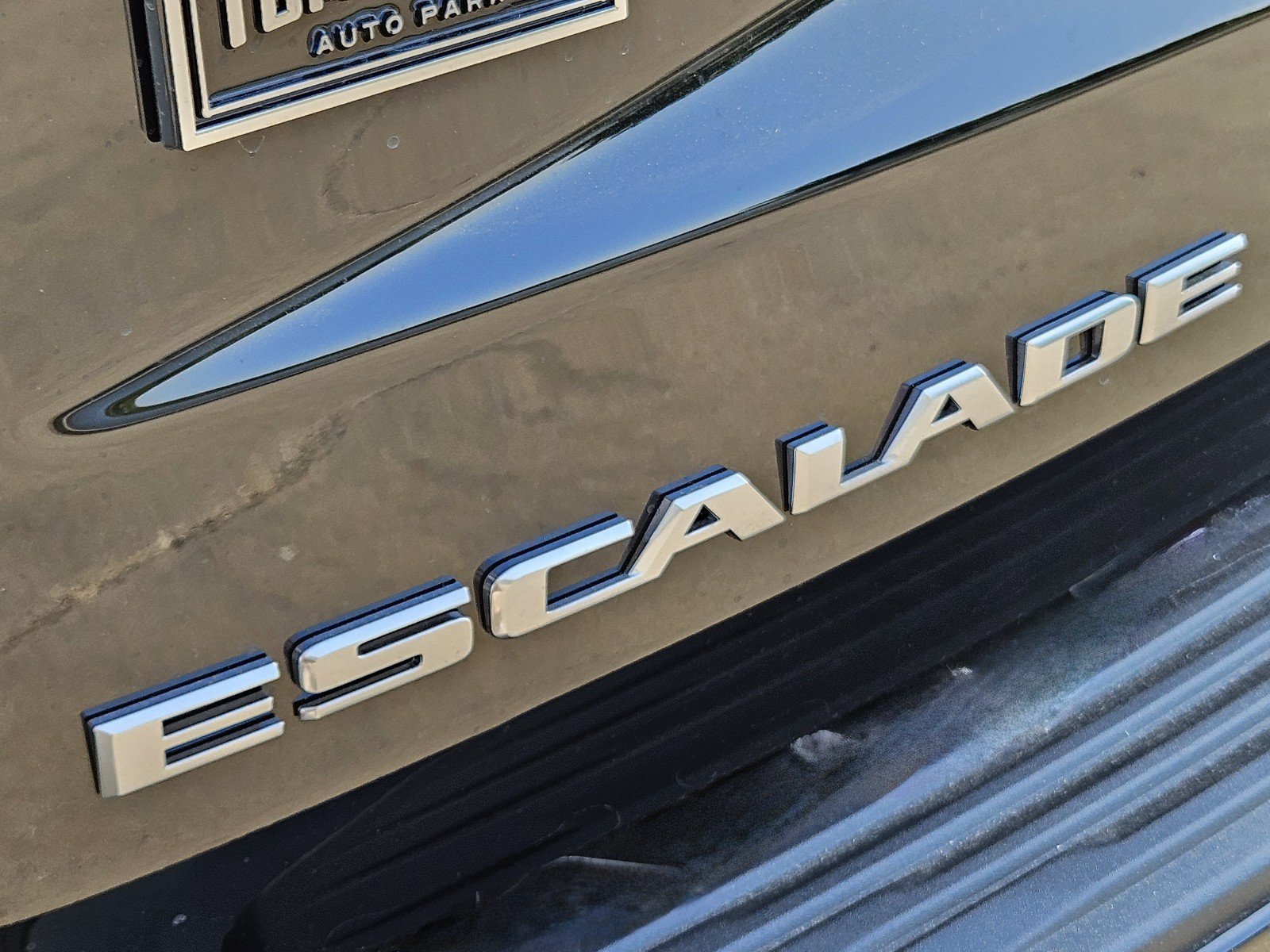 New 2026 Cadillac Escalade Sport w/ Touring Package AWD/4WD image 8