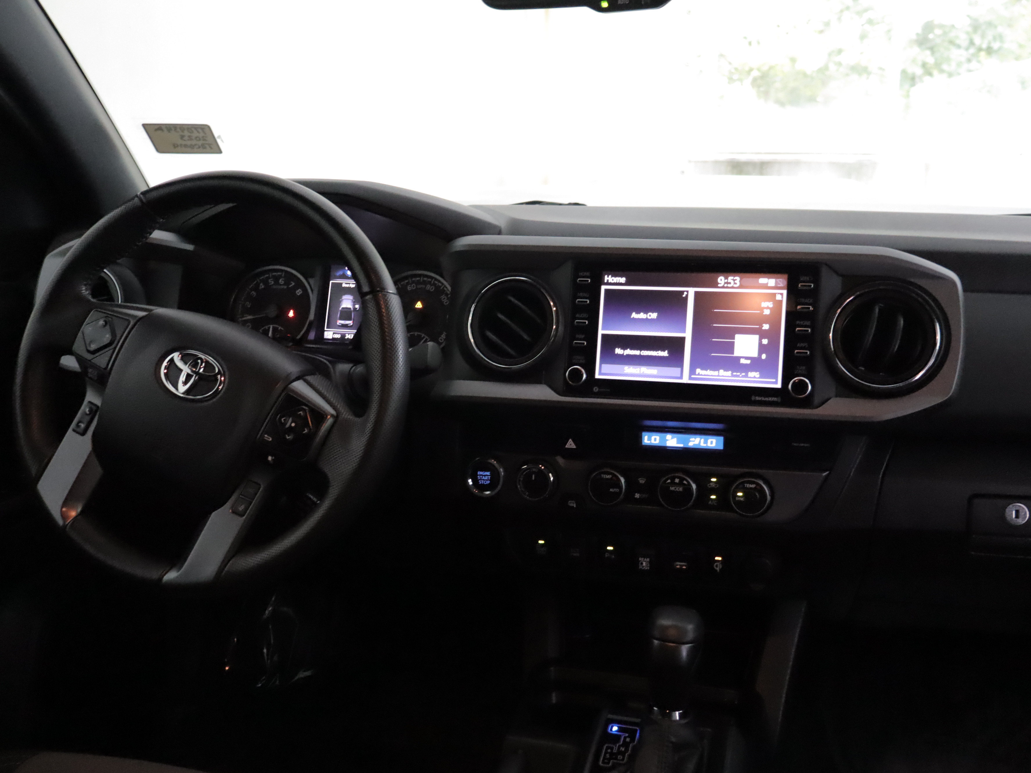 Used 2023 Toyota Tacoma TRD Sport w/ Technology Package AWD/4WD image 2