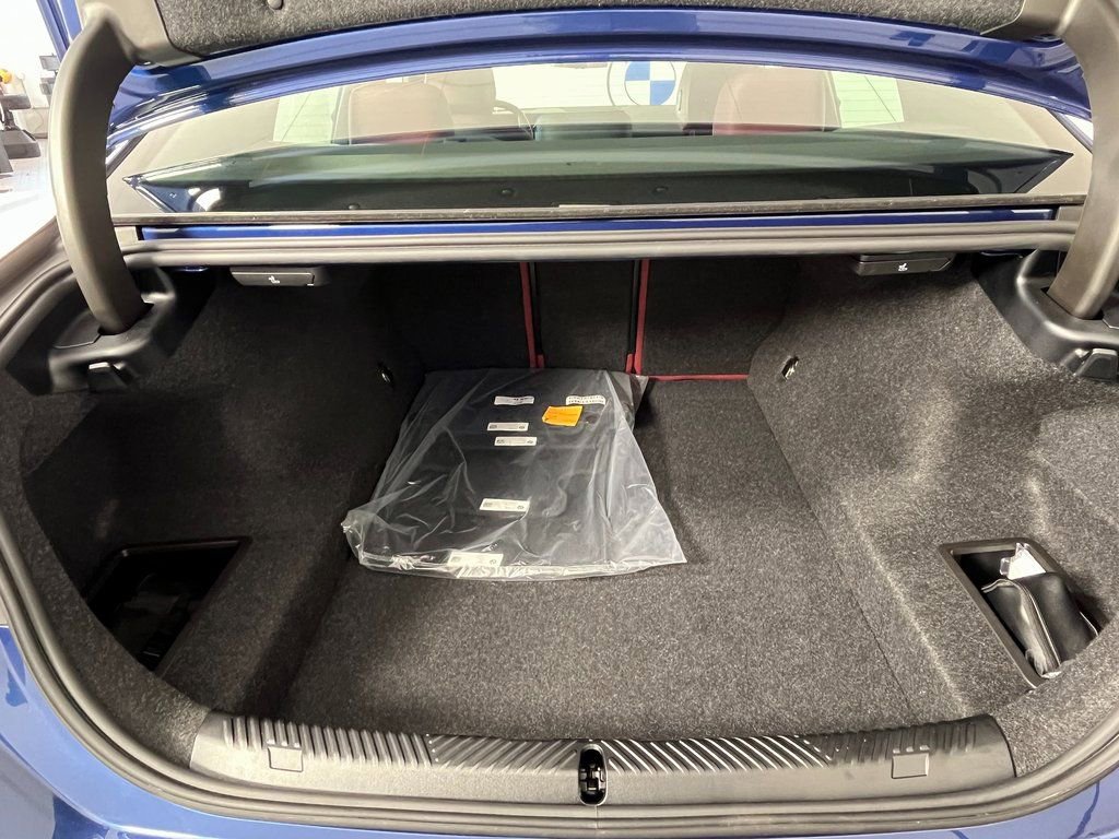 Certified 2025 BMW 530i xDrive 530i xDrive image 18