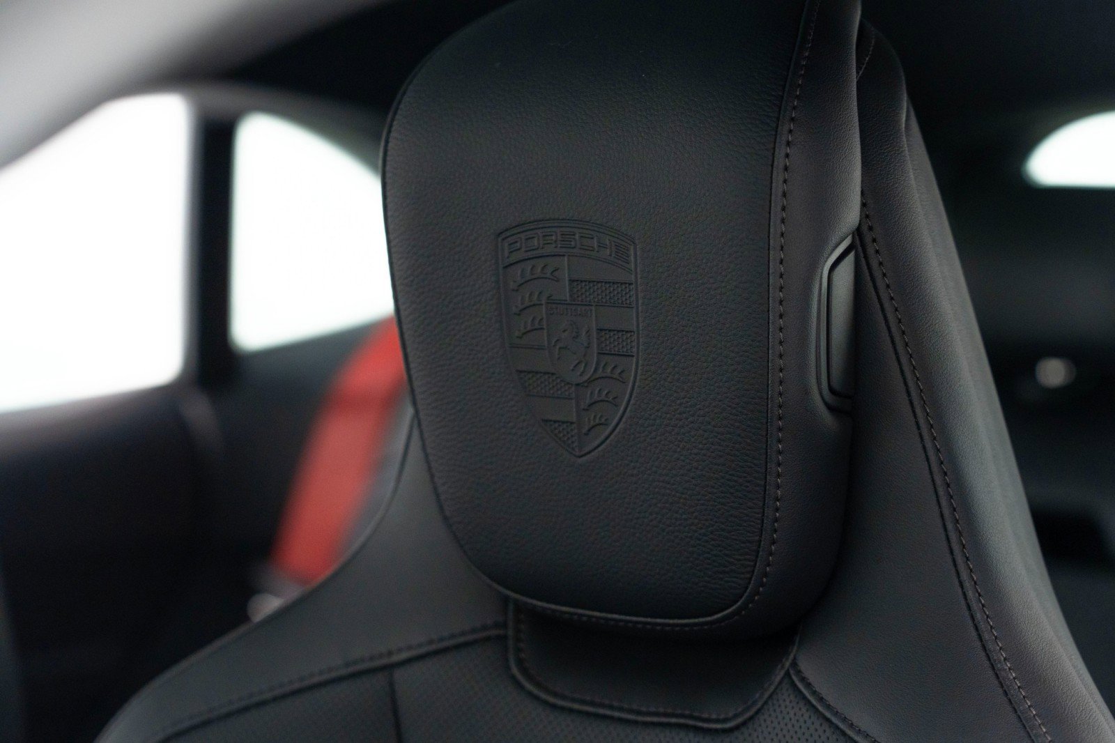 New 2025 Porsche Taycan 4S image 21