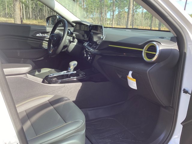 New 2026 Chevrolet Trax ACTIV w/ Driver Confidence Package image 17
