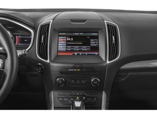 Used 2015 Ford Edge Titanium w/ Technology Package FWD image 10