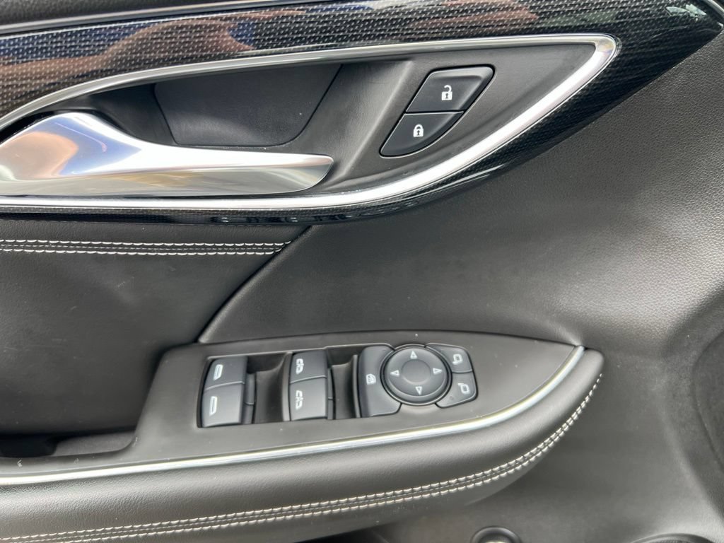 Used 2023 Buick Envision Preferred AWD/4WD image 7