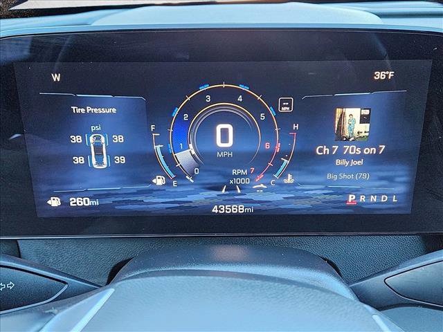 Used 2024 Chevrolet Traverse LT image 11